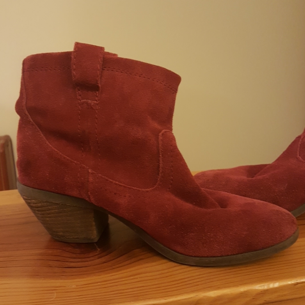 Sweet Deep Red Low Heeled Booties
